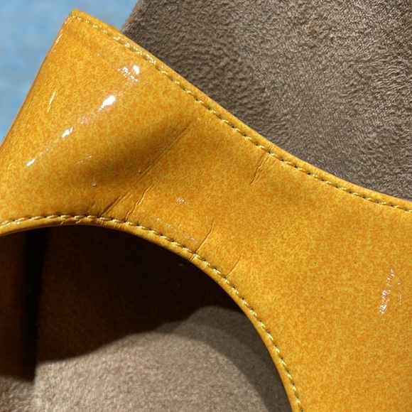 Attention orange low wedge slides (sz 8) - Picture 8 of 9